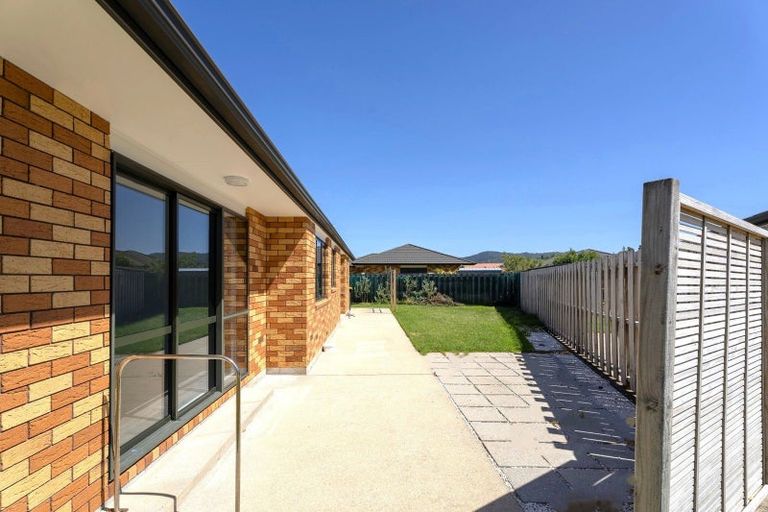 Photo of property in 21 Seascape Avenue, Whitianga, 3510