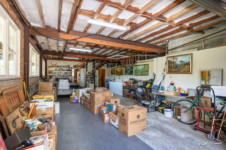 Photo of property in 27 Plateau Road, Te Marua, Upper Hutt, 5018