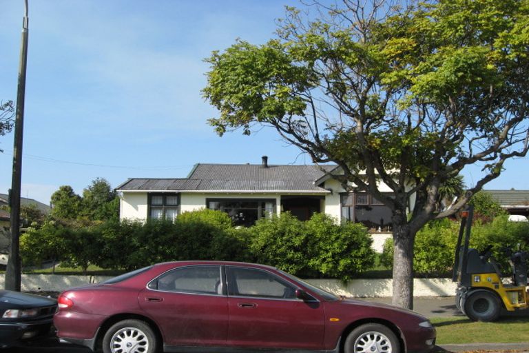 Photo of property in 4 Memorial Avenue, Parkside, Timaru, 7910