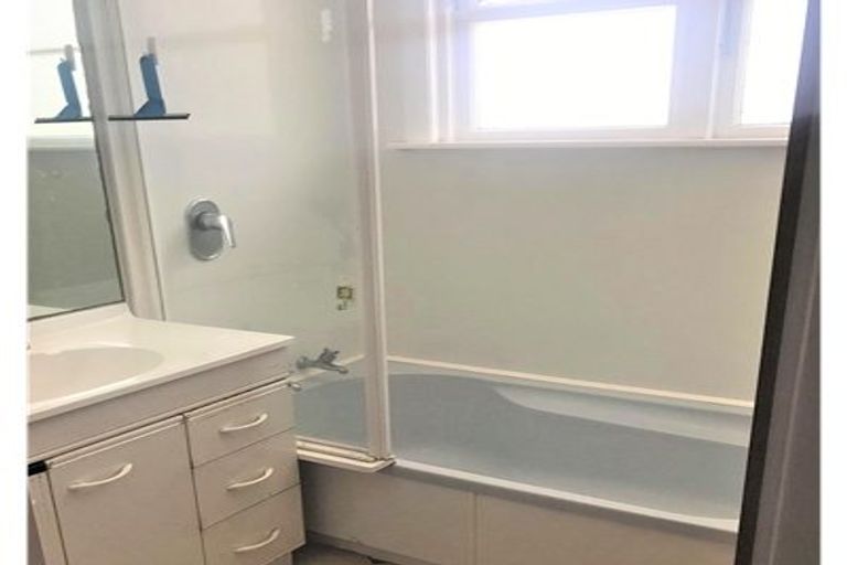 Photo of property in 6 Martin Street, Ranui, Porirua, 5024