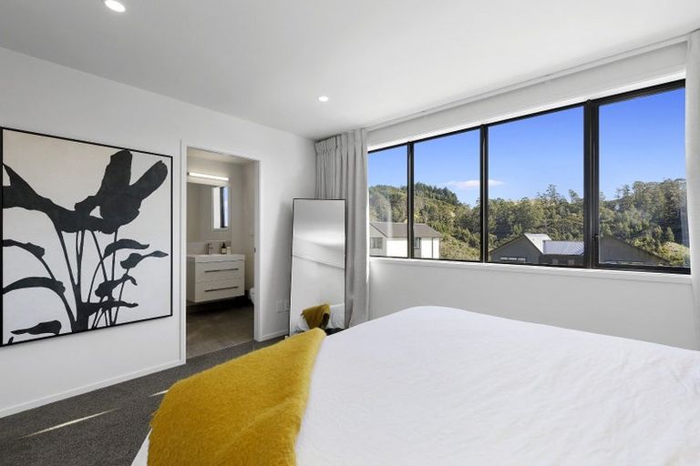 Photo of property in 17 Holystone Road, Whitby, Porirua, 5024