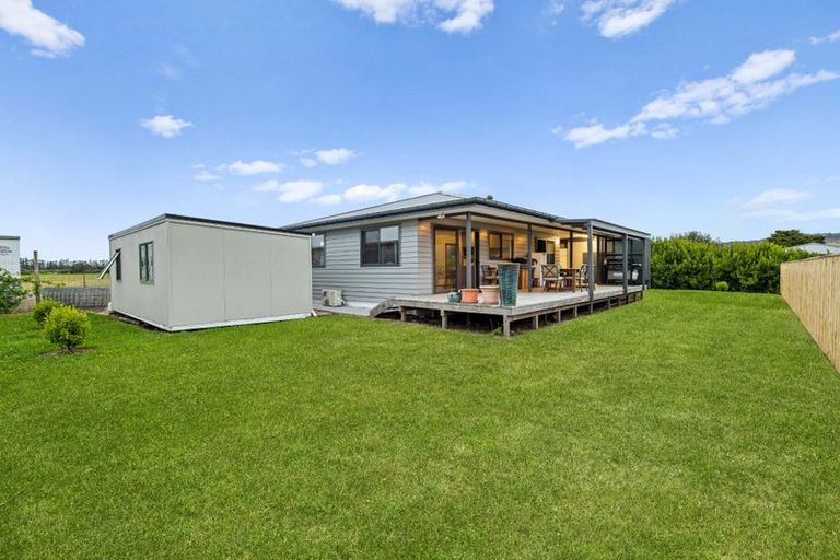 Photo of property in 100 Takahiwai Road, Ruakaka, Whangarei, 0171