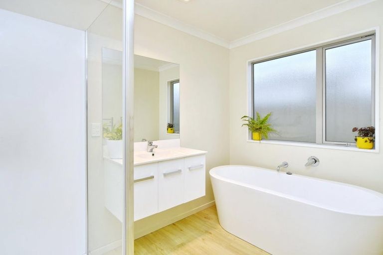 Photo of property in 5 Pakohe Street, Pegasus, 7612