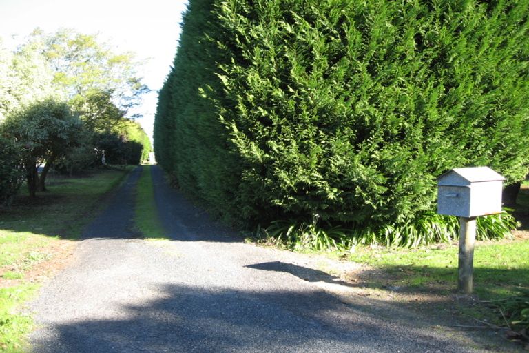 Photo of property in 11 Mission Road, Kerikeri, 0230