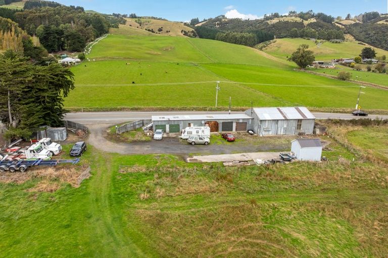 Photo of property in 190 Main South Road, Green Island, Dunedin, 9018