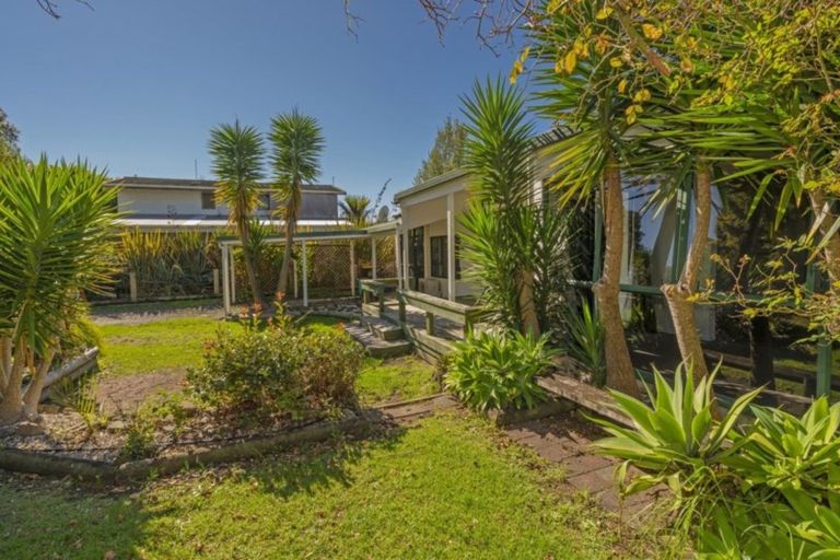Photo of property in 147 Robinson Road, Whitianga, 3510