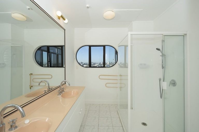 Photo of property in Shangri La Apartments, 7/97 Jervois Road, Herne Bay, Auckland, 1011