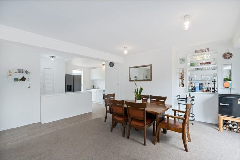 Photo of property in 5 Illana Place, Ranui, Auckland, 0612