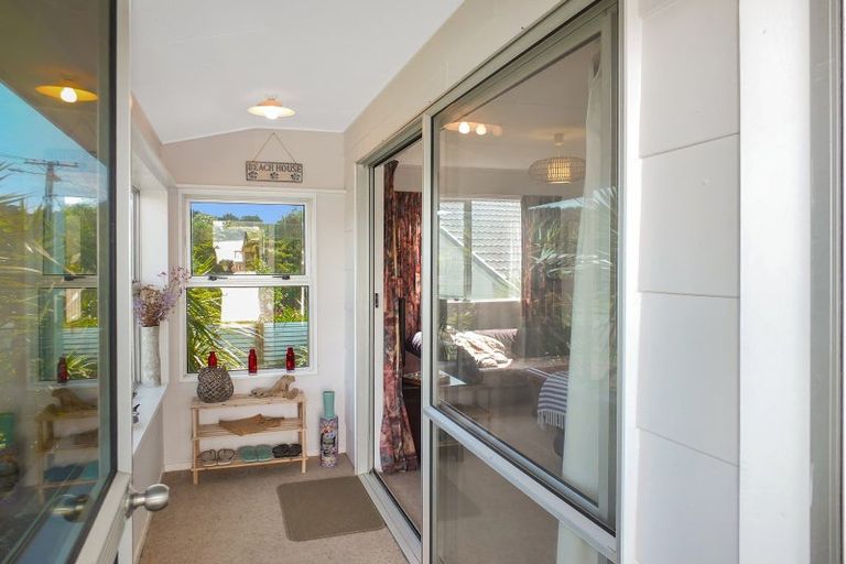 Photo of property in 7 Hennessy Street East, Foxton Beach, Foxton, 4815