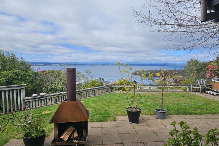 Photo of property in 52 Wakeman Road, Acacia Bay, Taupo, 3330