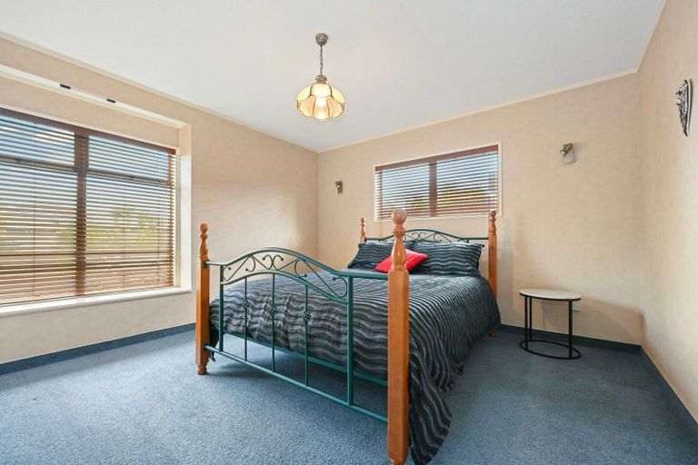 Photo of property in 51 Glen Lynne Avenue, Queenwood, Hamilton, 3210