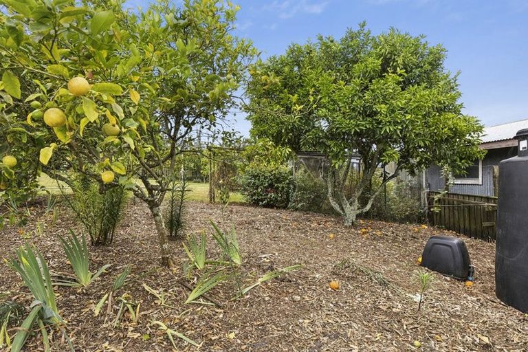 Photo of property in 317 Abel Tasman Drive, Motupipi, Takaka, 7183