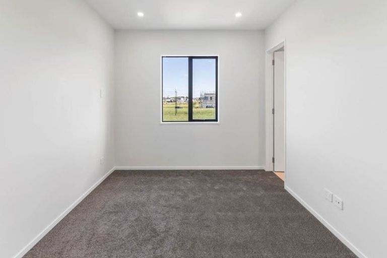 Photo of property in 19 Peara Lane, Karaka, Papakura, 2113