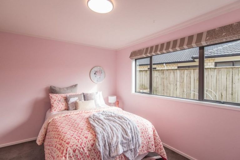 Photo of property in 79 The Drive, Paraparaumu Beach, Paraparaumu, 5032