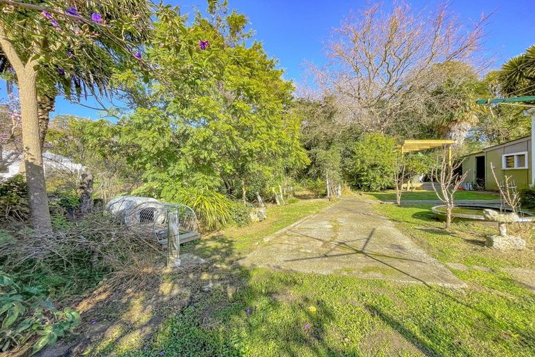 Photo of property in 16 Clapham Place, Whanganui East, Whanganui, 4500
