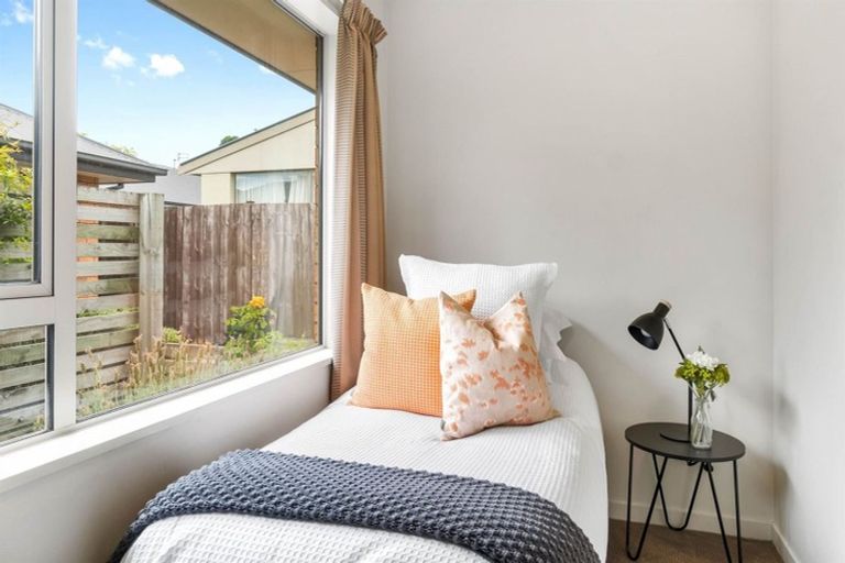 Photo of property in 4/373 Main Road North, Redwood, Christchurch, 8051