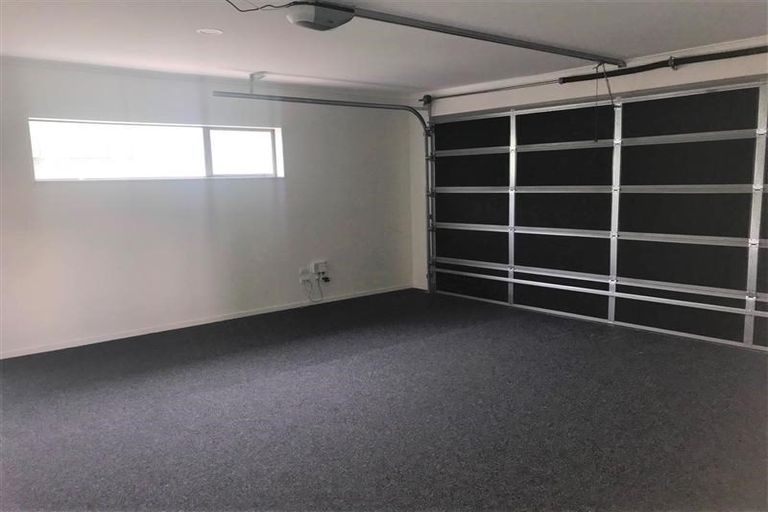 Photo of property in 19 Resolution Drive, Gulf Harbour, Whangaparaoa, 0930