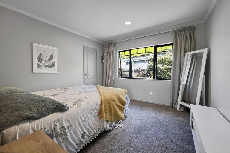 Photo of property in 57 Mt Lebanon Crescent, The Gardens, Auckland, 2105