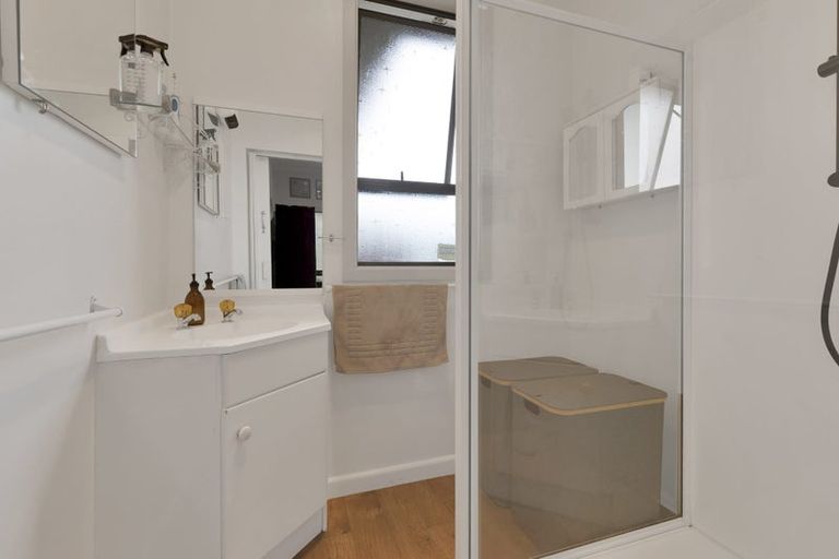 Photo of property in 37 Halswell Road, Hillmorton, Christchurch, 8025