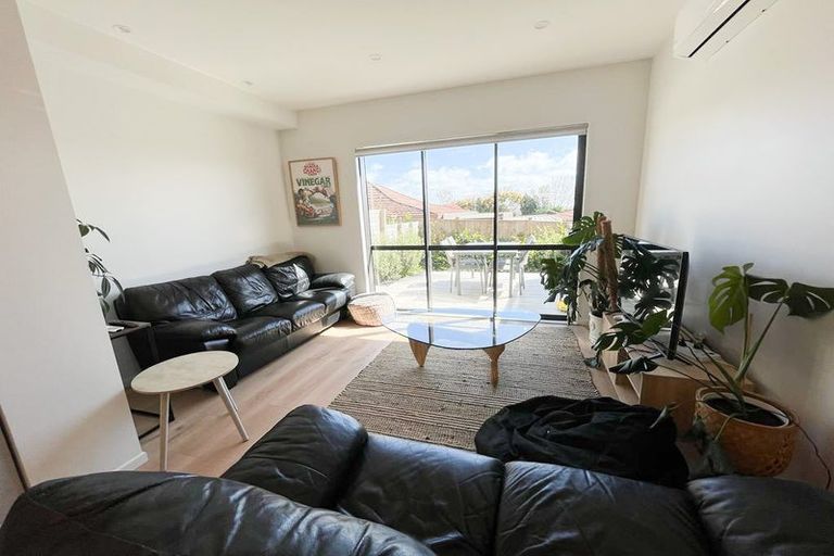 Photo of property in 4/60 Highland Drive, Highland Park, Auckland, 2010