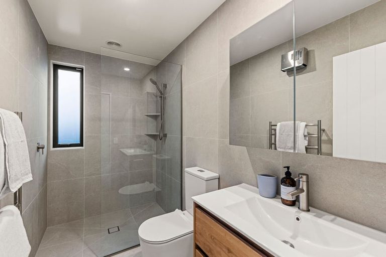 Photo of property in 4 Virtue Place, Hokowhitu, Palmerston North, 4410
