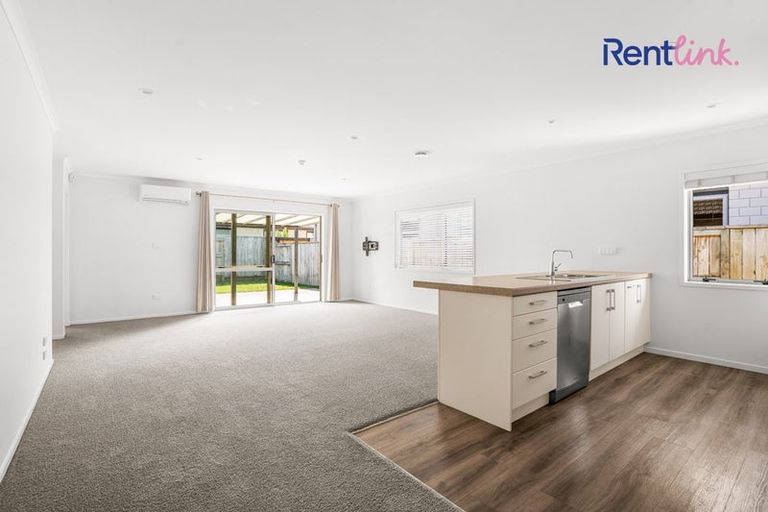 Photo of property in 114 Penetaka Heights, Pyes Pa, Tauranga, 3112