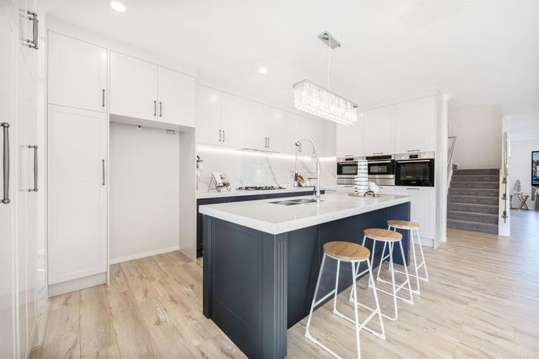 Photo of property in 86 Ksenia Drive, Flat Bush, Auckland, 2019