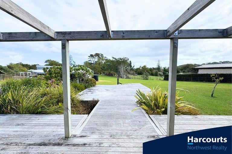 Photo of property in 26 Riverlea Road, Whenuapai, Auckland, 0618