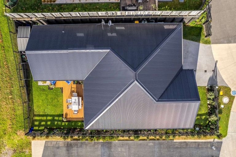 Photo of property in 30 Hayward Place, Ohauiti, Tauranga, 3112