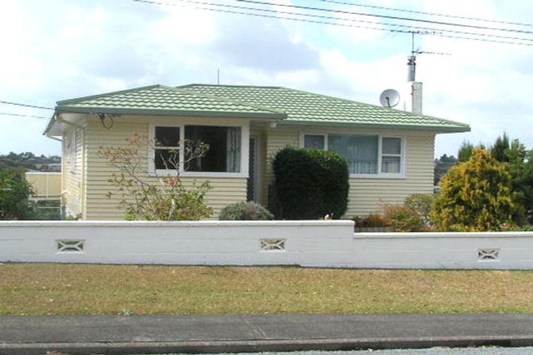 Photo of property in 5 Kennedy Avenue, Forrest Hill, Auckland, 0620