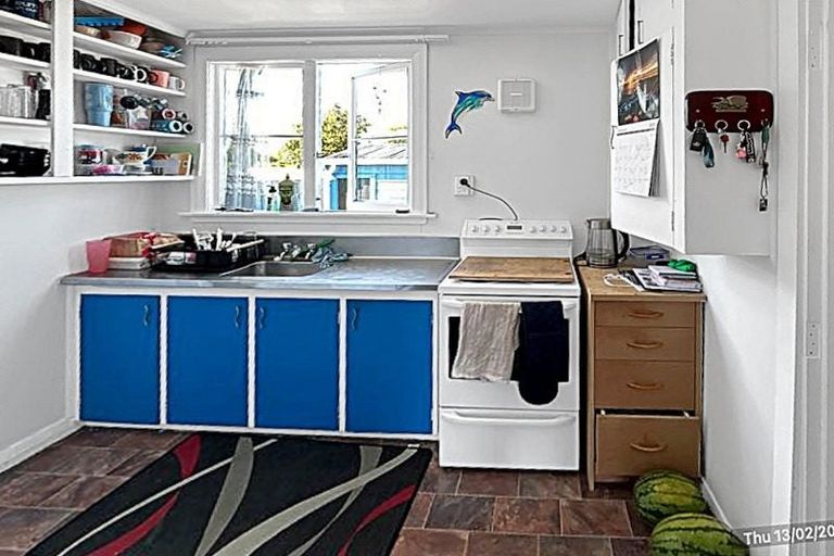 Photo of property in 24 Railway Crescent, Masterton, 5810