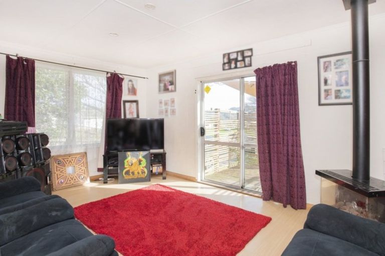 Photo of property in 42 Lyell Road, Outer Kaiti, Gisborne, 4010