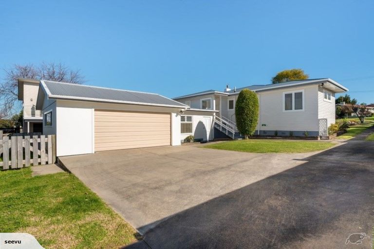 Photo of property in 8 Whitaker Street, Otumoetai, Tauranga, 3110