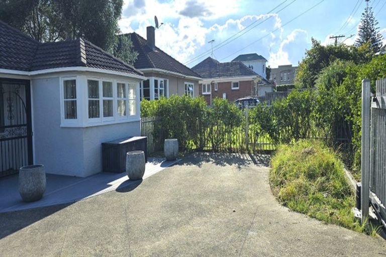 Photo of property in 155 Main Highway, Ellerslie, Auckland, 1051