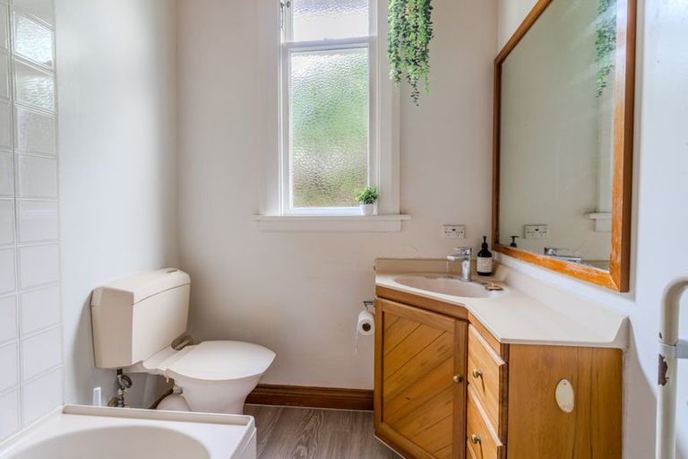 Photo of property in 25 Crosby Street, Mornington, Dunedin, 9011