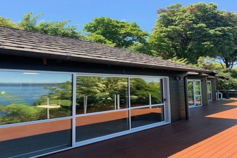 Photo of property in 1/834 Wily Terrace, Acacia Bay, Taupo, 3330