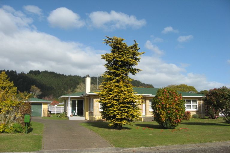 Photo of property in 7 Halberg Crescent, Whakatane, 3120