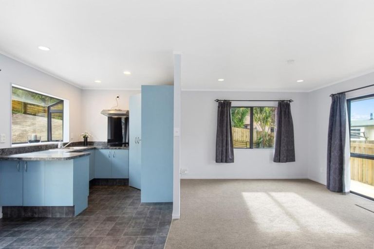 Photo of property in 12b Resolution Road, Welcome Bay, Tauranga, 3112