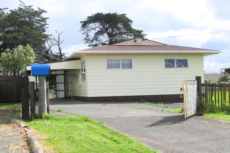 Photo of property in 12 Doctors Hill Road, Maungaturoto, 0520