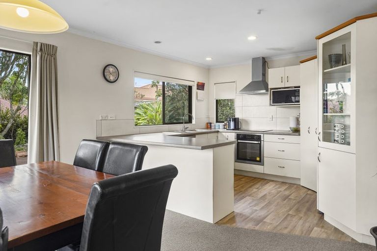 Photo of property in 58 Pelorus Street, Welcome Bay, Tauranga, 3112