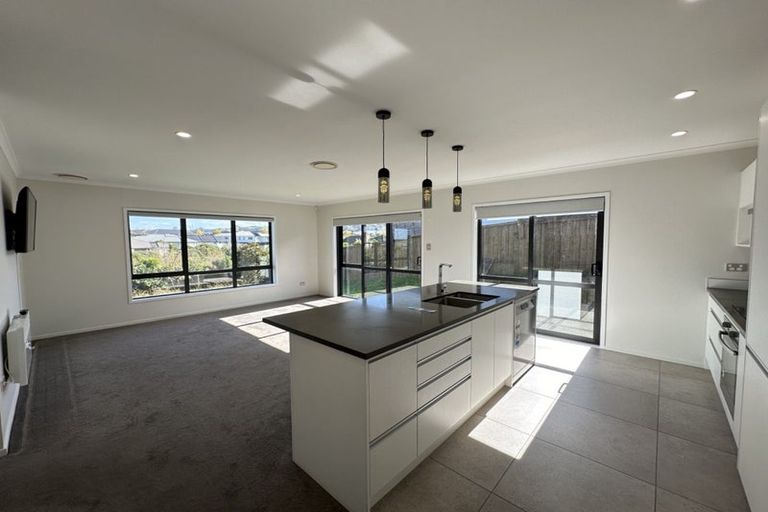 Photo of property in 23 Helenvale Crescent, Pokeno, 2402