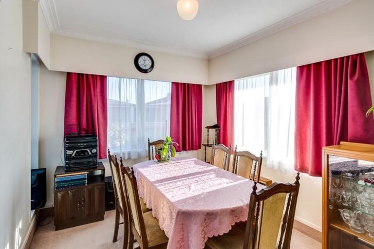 Photo of property in 1/20 Peddie Street, Taradale, Napier, 4112