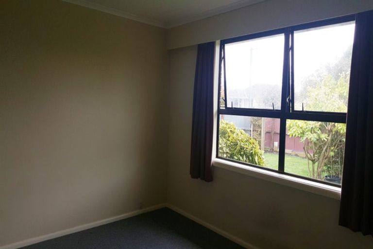 Photo of property in 7 Cranbrook Avenue, Burnside, Christchurch, 8053