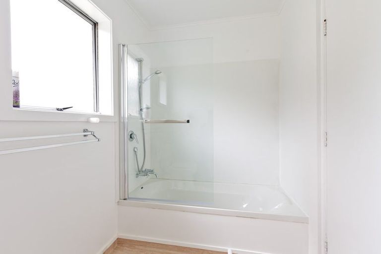 Photo of property in 5 Julian Place, Otara, Auckland, 2023