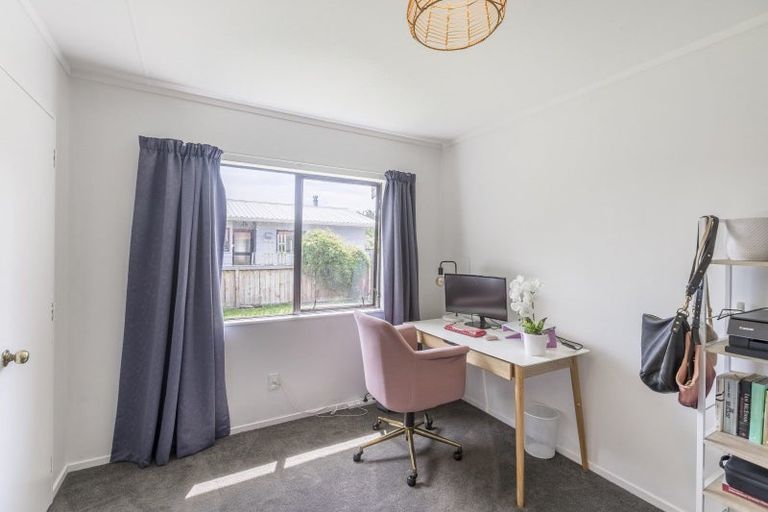 Photo of property in 53b Leinster Avenue, Raumati South, Paraparaumu, 5032