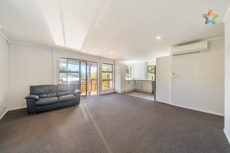 Photo of property in 129 Manuka Street, Stokes Valley, Lower Hutt, 5019