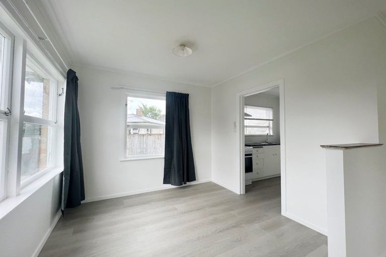 Photo of property in 18 Brocas Avenue, Hillcrest, Hamilton, 3216