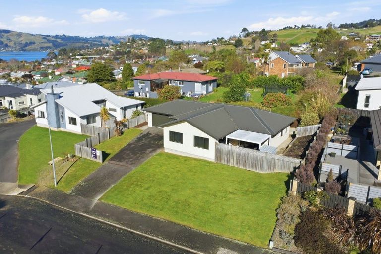 Photo of property in 1a Glendermid Close, Sawyers Bay, Port Chalmers, 9023