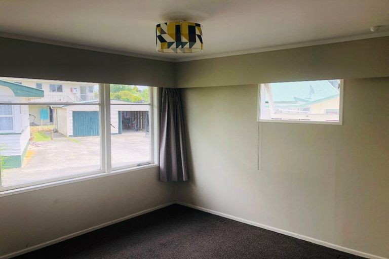 Photo of property in 39 Carrington Avenue, Hillcrest, Hamilton, 3216