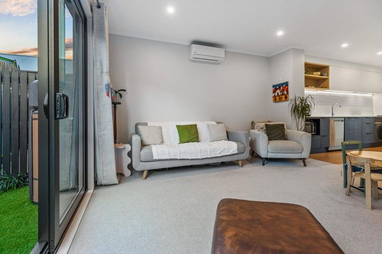 Photo of property in 21 Hema Road, Hobsonville, Auckland, 0616